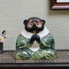 信楽焼きたぬき 座りお坊さん狸 陶器タヌキ［ta-0049］|たぬき