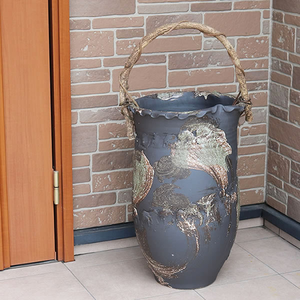 信楽焼 傘立て 信楽焼きかさたて 手ひねりつる付き傘立て 陶器かさたて