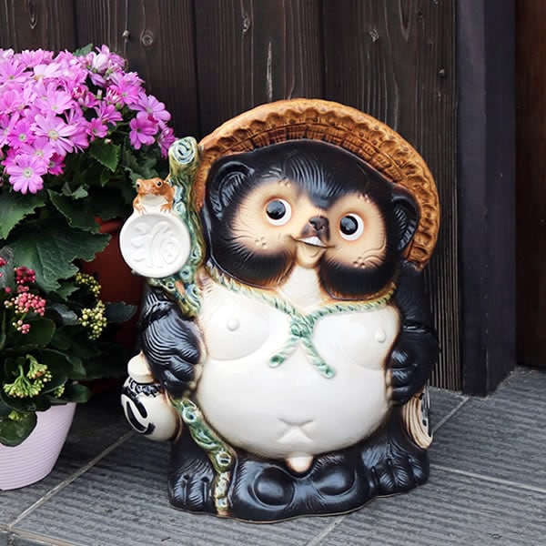 信楽焼　13号ふくろう蛙付き狸　満願狸　高さ41㌢　大特価品 信楽焼 13号ふくろう蛙付き狸