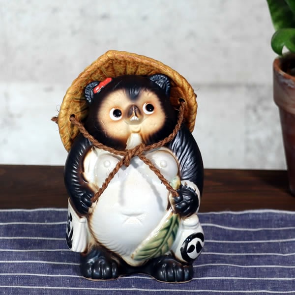 信楽焼 たぬき 信楽焼きたぬき 6号ひねり狸(メス) 陶器タヌキ 女の子