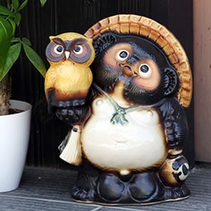 信楽焼 たぬき 信楽焼きたぬき 8号ふくろう持ち狸(黄) 陶器タヌキ［ta