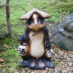 信楽焼きたぬき ほろ酔い狸（黒） 陶器タヌキ しがらきやき 狸 ［ta-0357］|たぬき