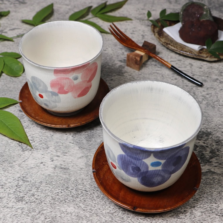 信楽焼 うつわ,湯呑 ペア 湯呑み 保温 2客セット 陶器 結婚祝い 食器 ペアカップ おしゃれ 保温 かわいい 和食器 ゆのみ 日本製 白 ...