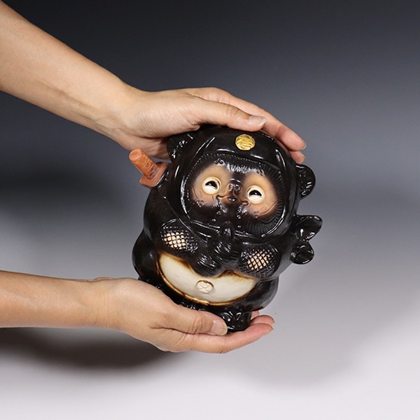 ھ ̤ Ǧì Ȣ ھƤ̤ ﵯʪΥ̥ ƫ勵̥ ̤ʪ 䤭 餭䤭 Ƥʪ ì ̥  ˤ󤸤ì raccoon dog ì  ta-0405