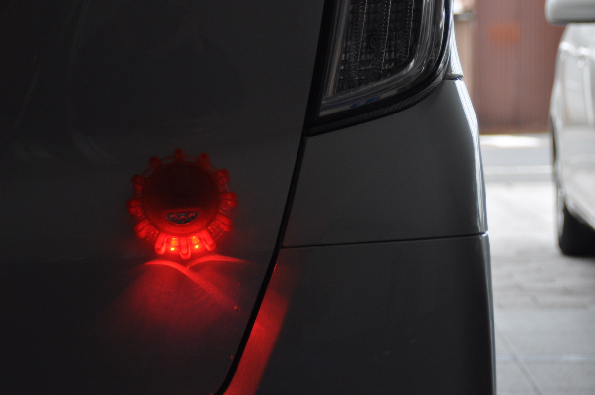 LED�ٹ������Ӽ����ֿ���