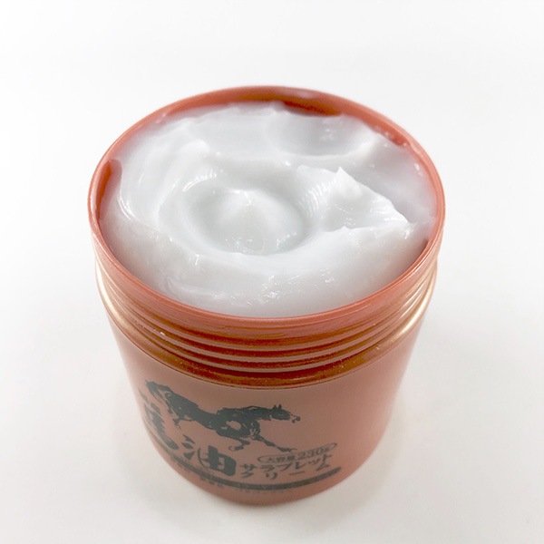 大人気の「馬油」配合 濃密処方の大容量保湿クリーム】馬油