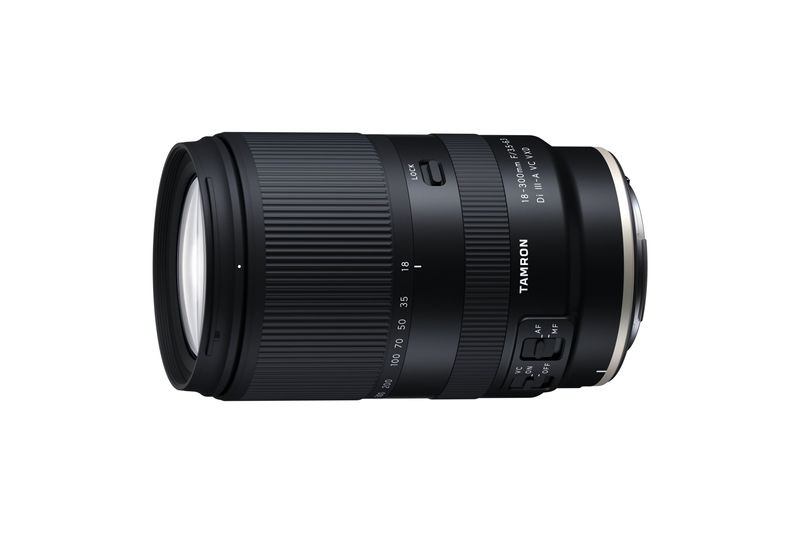 ������� 18-300mm F/3.5-6.3 Di III-A VC VXD (Model B061) [����Υ�RF��]