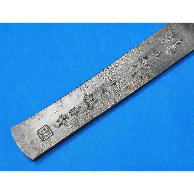 eyeknow74　古銅彫金　鶴図蟷螂図小柄2点　時代箱付　V　R3596 eyeknow74 古銅彫金 鶴図蟷螂図小柄2点 時代箱付 V R3596 武具