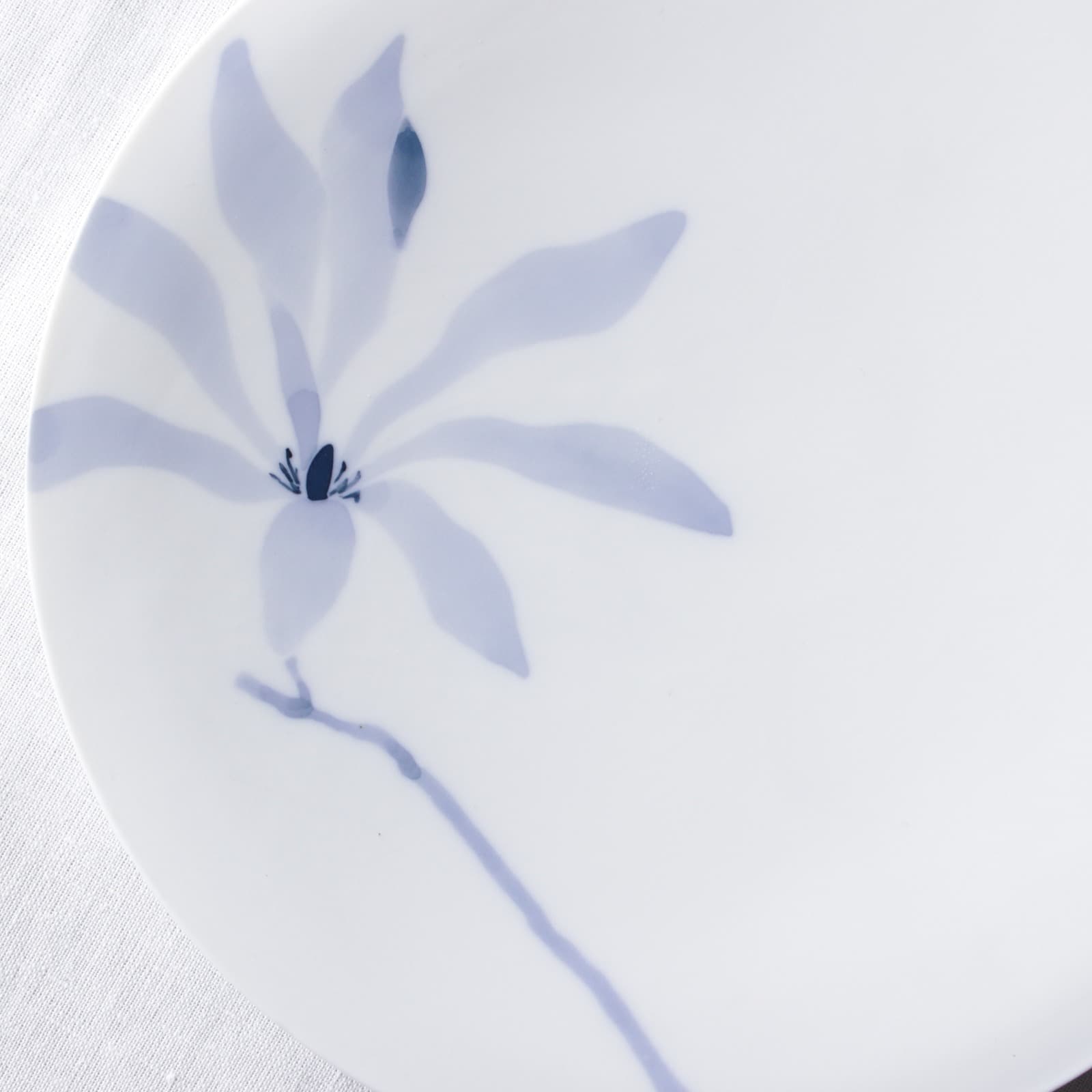 �֥롼�� ���֤�����23.5��