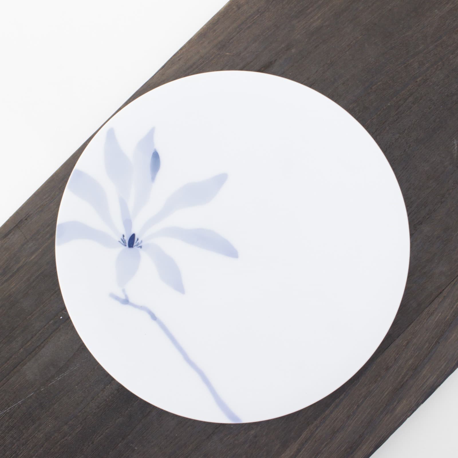 �֥롼�� ���֤�����23.5��