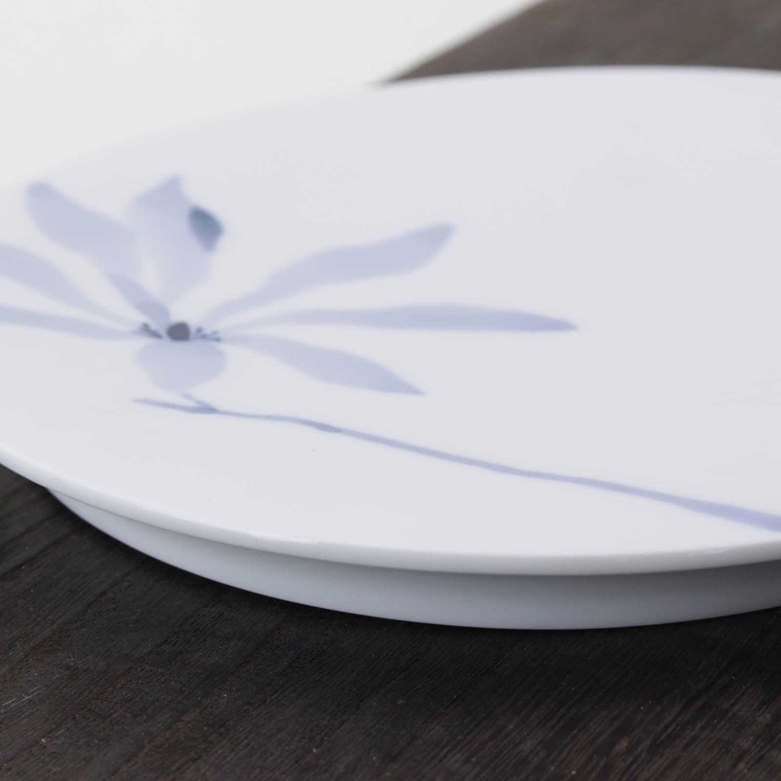 �֥롼�� ���֤�����23.5��