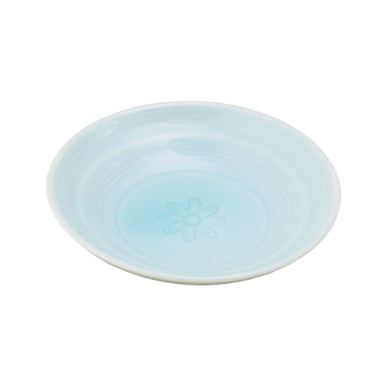 青磁(菊紋)3.5丸皿 - すべての商品 - 食器 HatsuZan Online Shop