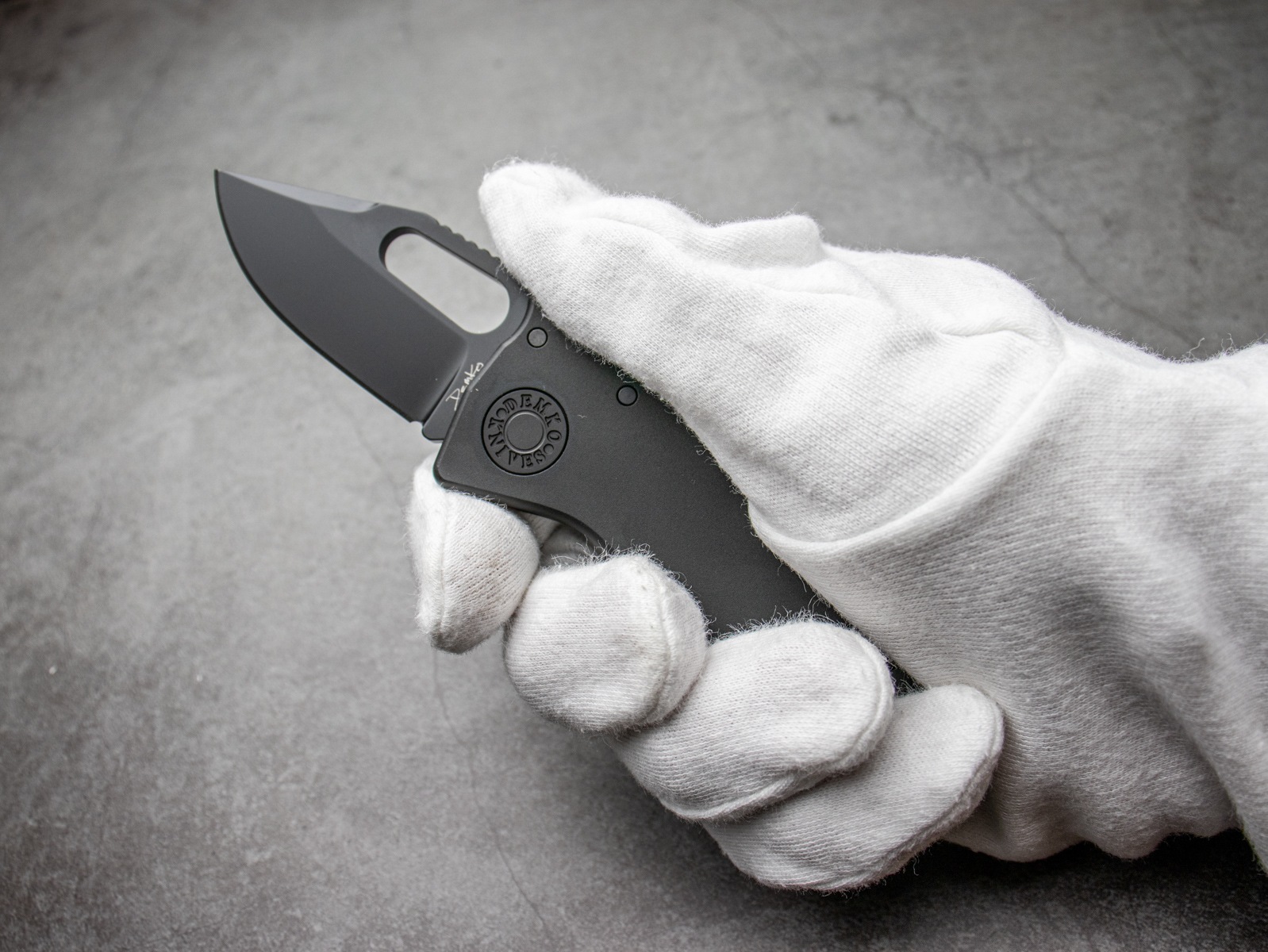 DEMKO KNIVES Nano-Shark Stealth ブラック 20CV Clip Point Shark