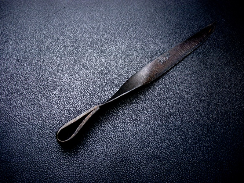 刀匠 高羽弘宗 作 紙刀 台付 Takaba Handmade Paper Knife 関の刀匠