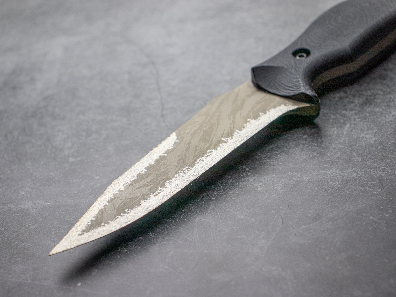 Makkari Knives 水闘犬 セレーションモデル チタン合金 6Al-4V