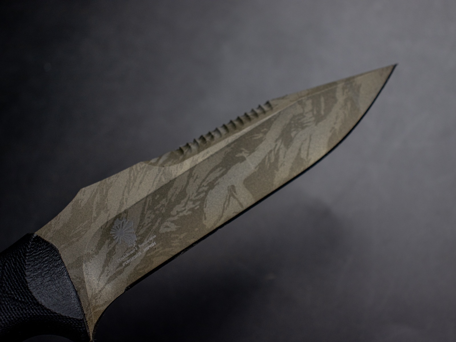 ハイパーナイフ新品 Makkari Knives 水闘犬 セレーションモデル チタン合金 6Al-4V