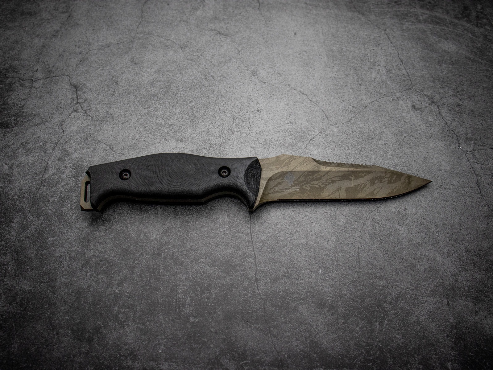 Makkari Knives 水闘犬 セレーションモデル チタン合金 6Al-4V
