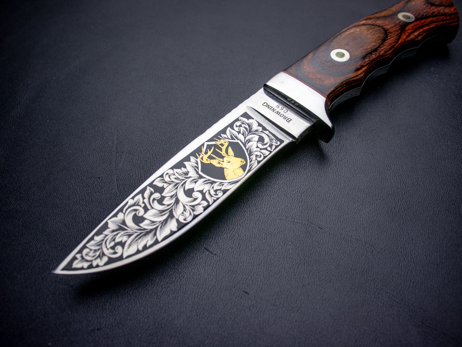 Browning #069 ドロップハンター シースナイフ