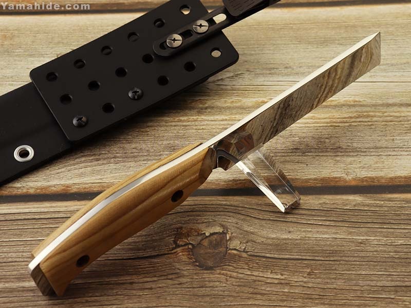 世界のナイフショールーム 山秀 Makkari knives ミニ鉈 暖