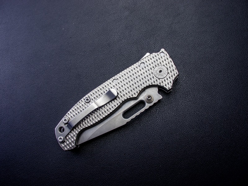 デムコ MG AD20 テクスチャードチタニウム DEMKO Textured Titanium