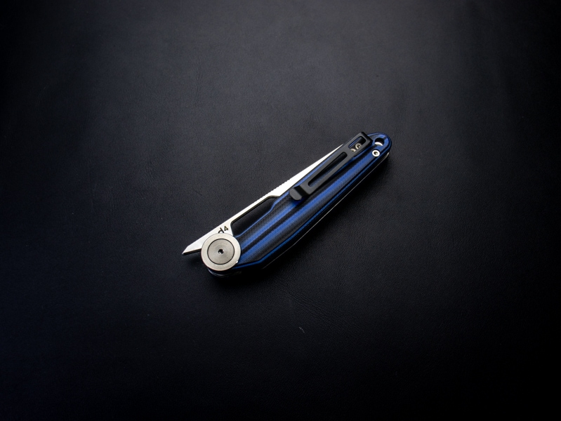 DEW ブランド d4 マイカルタ 折り畳みナイフ DEW HARA KNIFE