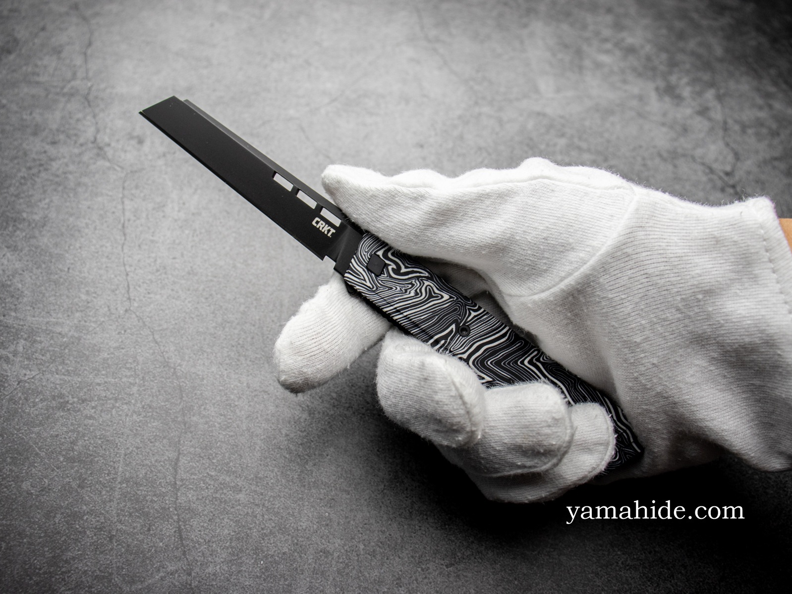 CRKT ゼフィア マーブルブラック Zephyr Liner Lock Marbled Black