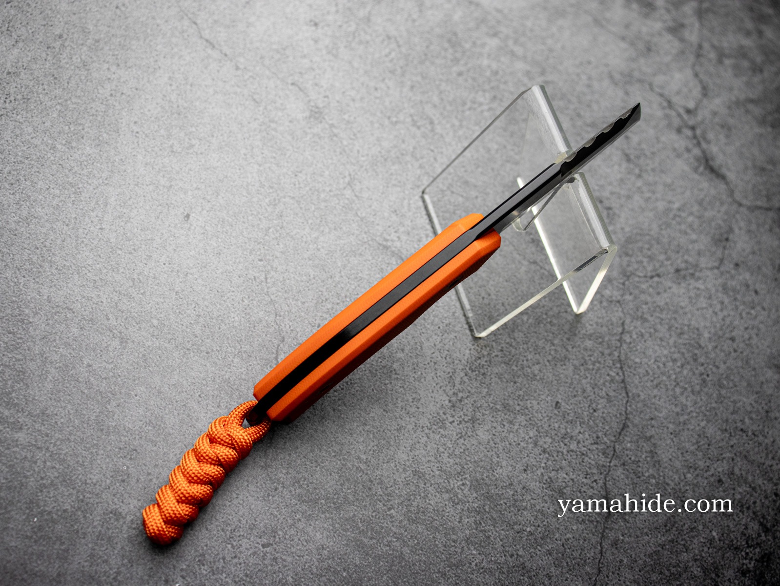 新品未使用シングルフィン7インチ　オレンジ、 スクリュー付き CRKT ラゼル コンパクト オレンジ Razel Compact Fixed Orange 4036ER