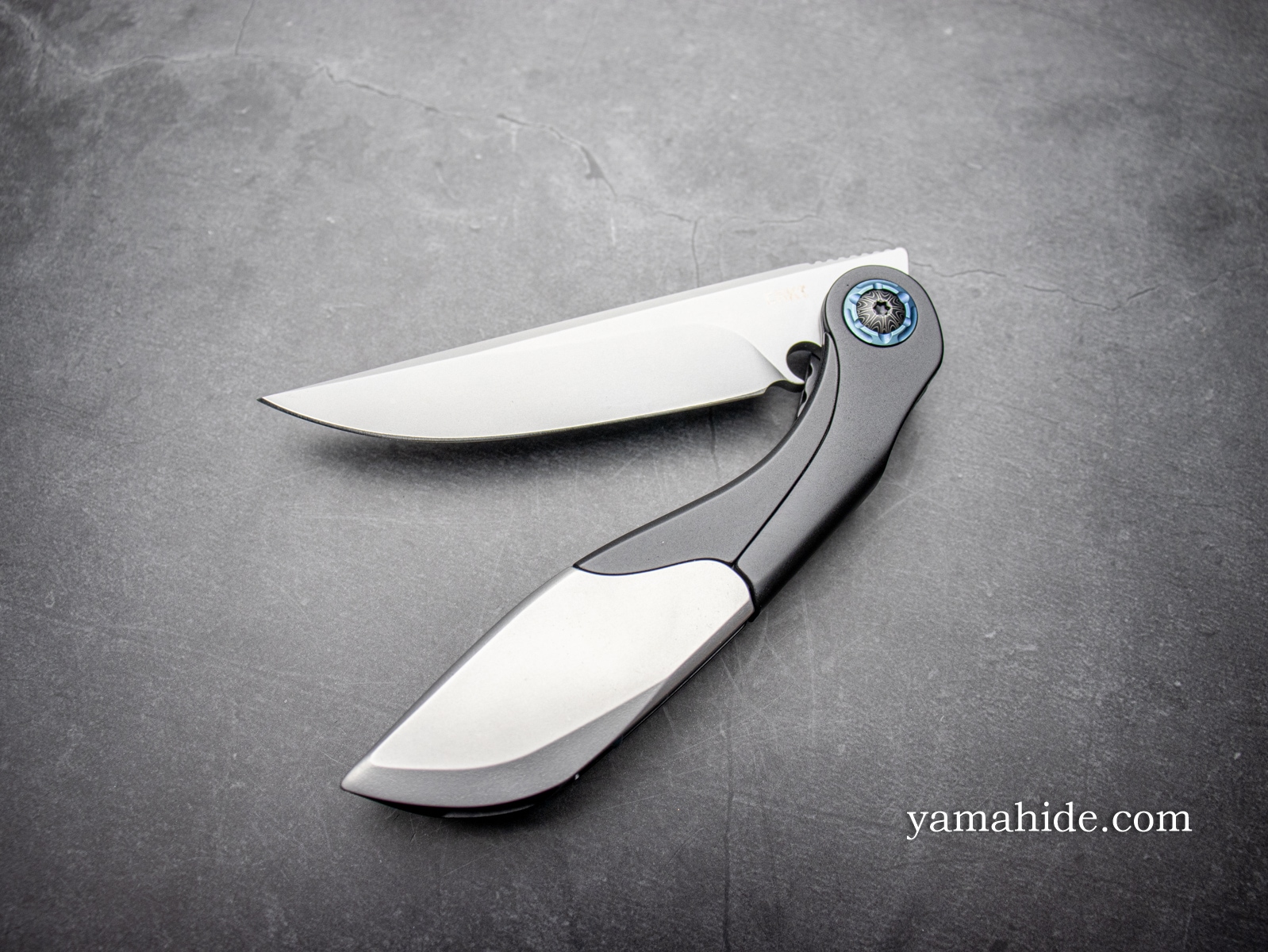 CRKT フィアル ホワイト Fial Liner Lock 5670 12C27 ステンレス
