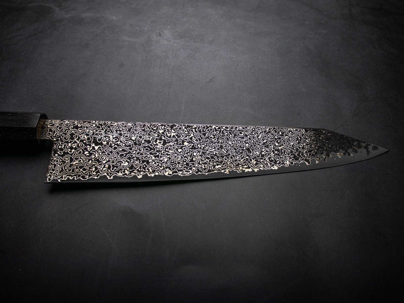 美濃國山秀作 3017bk 和牛刀 切り付け 240mm SG2 黒染 ニッケル