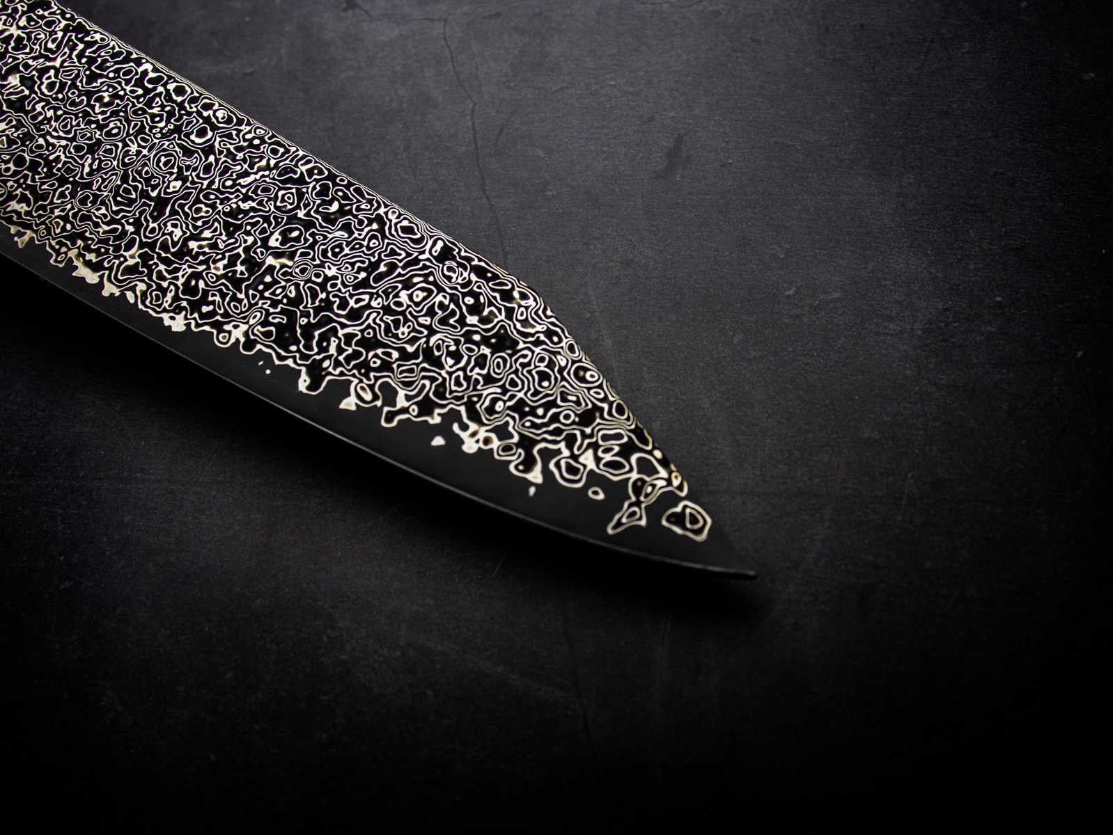 美濃國山秀作 3017bk 和牛刀 切り付け 240mm SG2 黒染 ニッケル