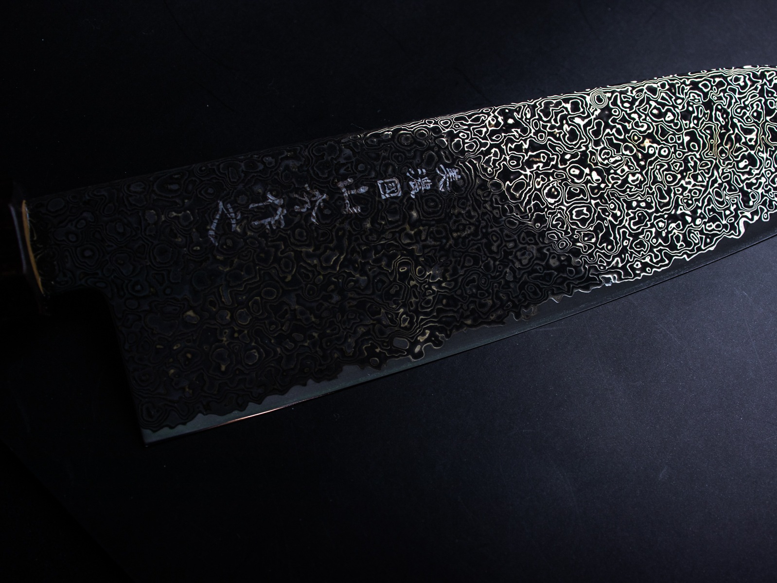美濃國山秀作 3019b 和三徳 180mm SG2 黒染 ニッケルダマスカス 両刃