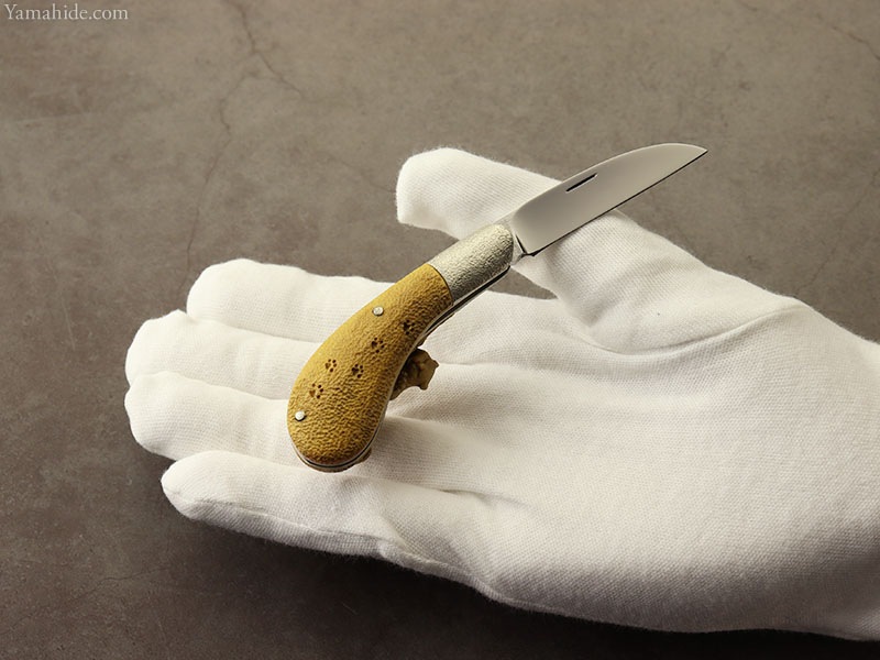 中山 英俊 作 ねこ 折り込み ツゲ フォールディングナイフHidetoshi