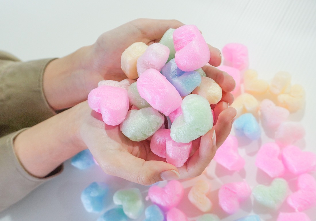 ハート型クッション　ペア : ぬいぐるみ 抱き枕 新婚夫婦 一対 ペア ハート型