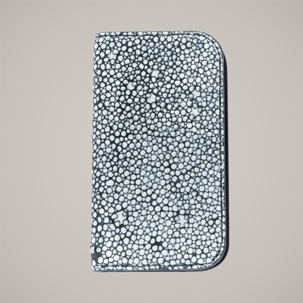 スタースティングレイ iPhone14Pro・iPhone15ケース
