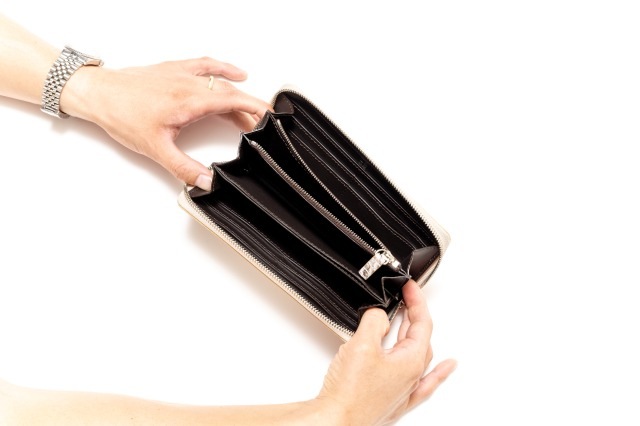 クロコダイル ラウンドファスナー長財布　ブラウン