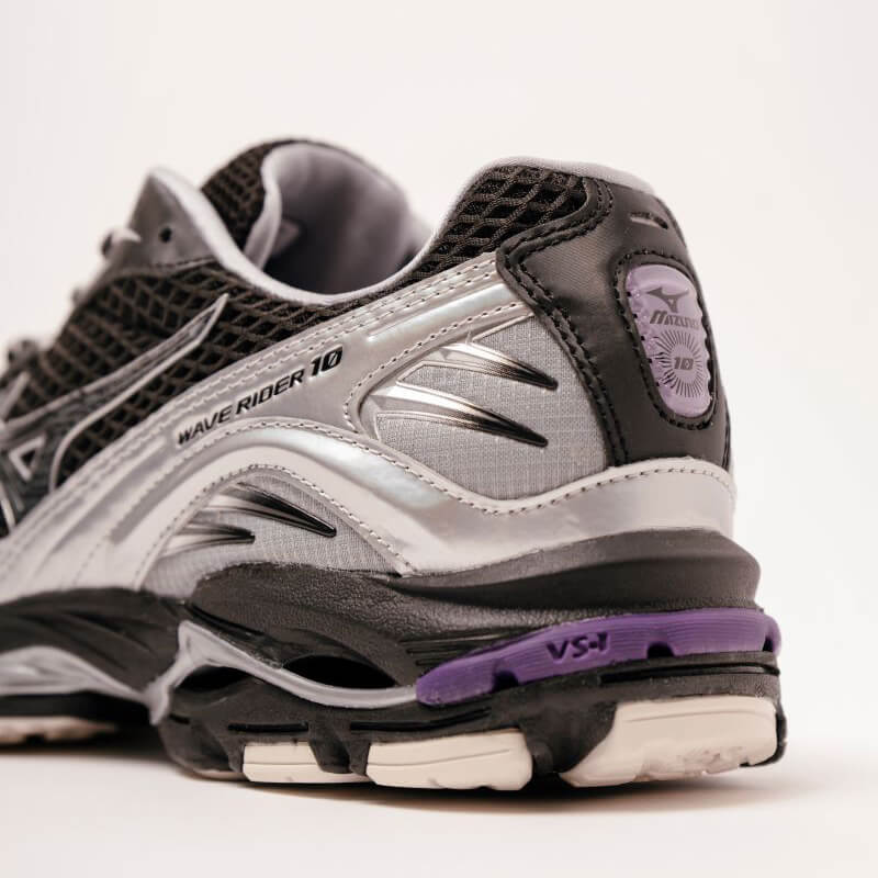 【セール30%OFF】MIZUNO 25SS WAVE RIDER 10 -Millennium Pack- D1GA250601 01:ブラック×ブラック×シルバー