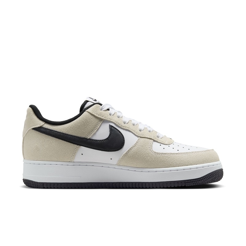 S.F⚾️様 フォロー割 専用出品 2021/4/24 Release NIKE AIR FORCE 1'07 LV8アプリ抽選販売