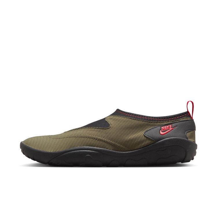 【セール30%OFF】NIKE SU25 NIKE AQUA TURF ミディアムオリーブ/ブラック-ユニバーシティレッド FZ5627-200