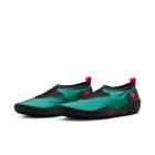 【セール30%OFF】NIKE SU25 NIKE AQUA TURF ターボグリーン/ブラック/ウォッシュドコーラル/チームスカーレット FZ5627-301
