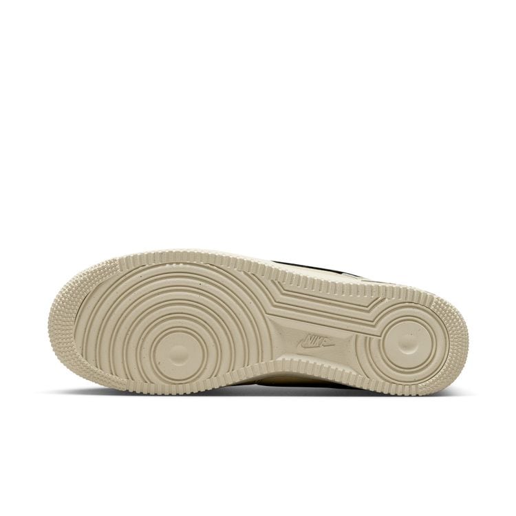【セール30%OFF】NIKE SU25 NIKE AIR FORCE 1 '07 LV8 ライトカーキ/ブラック HQ2037-200