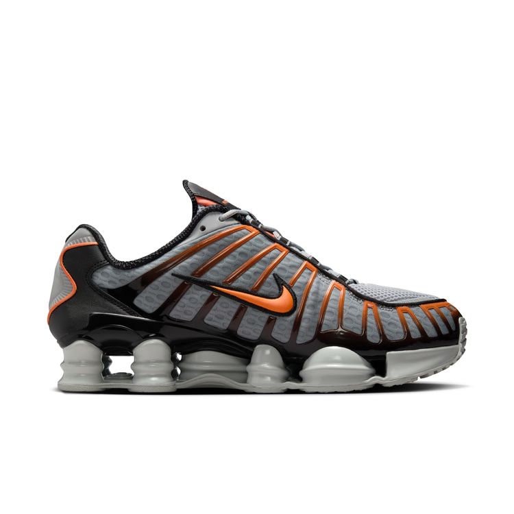 Nike Shox TL “Thunderstorm” スニーカー | ブルー | FARFETCH JP