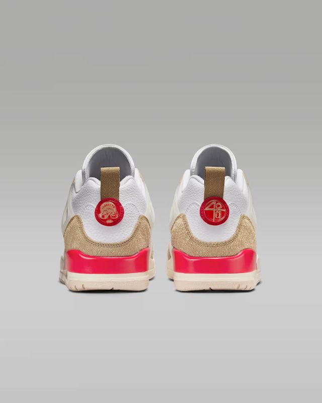 JORDAN BRAND FA25 JORDAN SPIZIKE LOW ホワイト/ファイアレッド-デザートカモ-セイル FQ1759-105