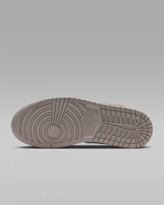 JORDAN BRAND FA25 AIR JORDAN 1 MID ヘンプ/ファイアレッド-ホワイト-カレッジグレー DQ8426-200