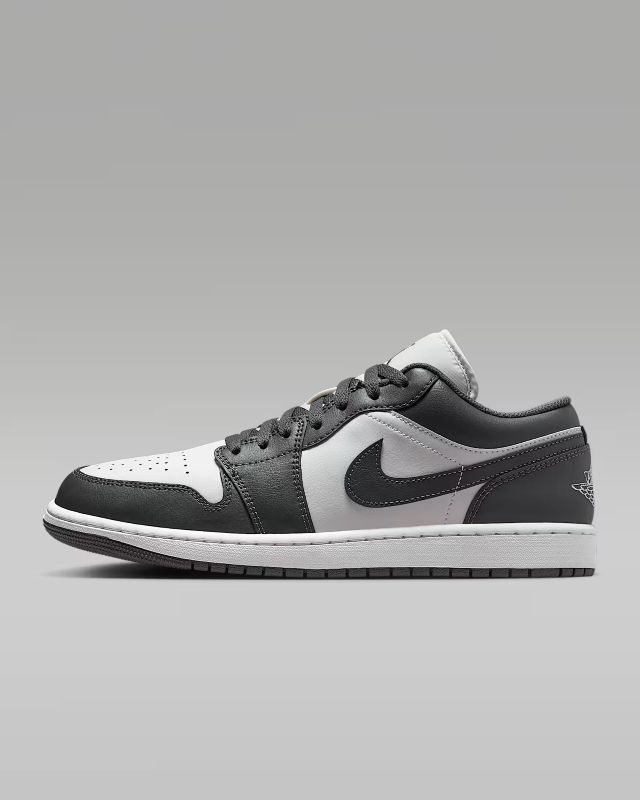 JORDAN BRAND FA25 AIR JORDAN 1 LOW アイアングレー/サミットホワイト 553558-044