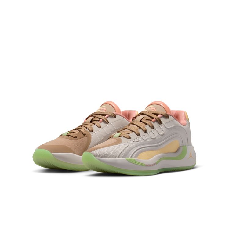 JORDAN BRAND FA25 7/24 JORDAN LUKA 4 GS ライトオールウッドブラウン/タンジェリンティント-ヘンプ IO0201-100