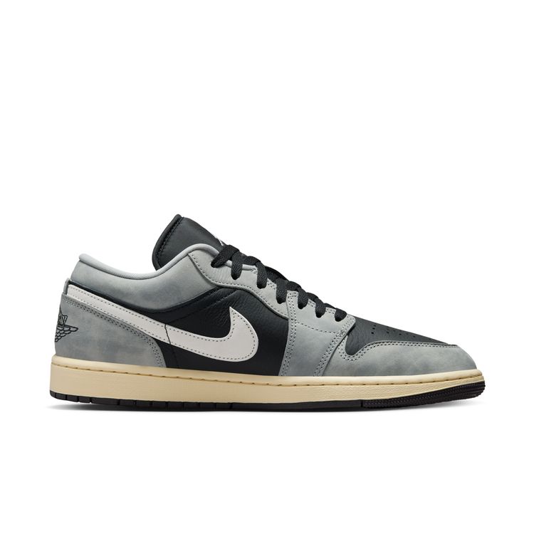 Nike Air Jordan シューズ グレー/ブラック Amazon | NIKE Jordan レディース WMNS Air Jordan 1 MID SE