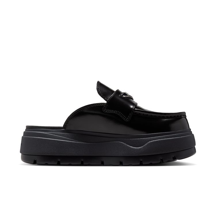 JORDAN BRAND FA25 8/1 WMNS AIR JORDAN MULE ブラック