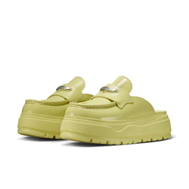 JORDAN BRAND FA25 8/1 WMNS AIR JORDAN MULE ルミナスグリーン/メタリックシルバー HJ4292-302