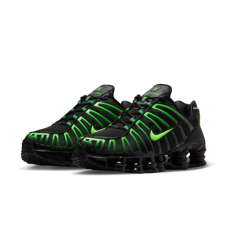 靴 NIKE W SHOX R4 AR3565-004 NIKE C/O NIKE W SHOX R4 AR3565-004｜アメ横老舗スニーカー・靴
