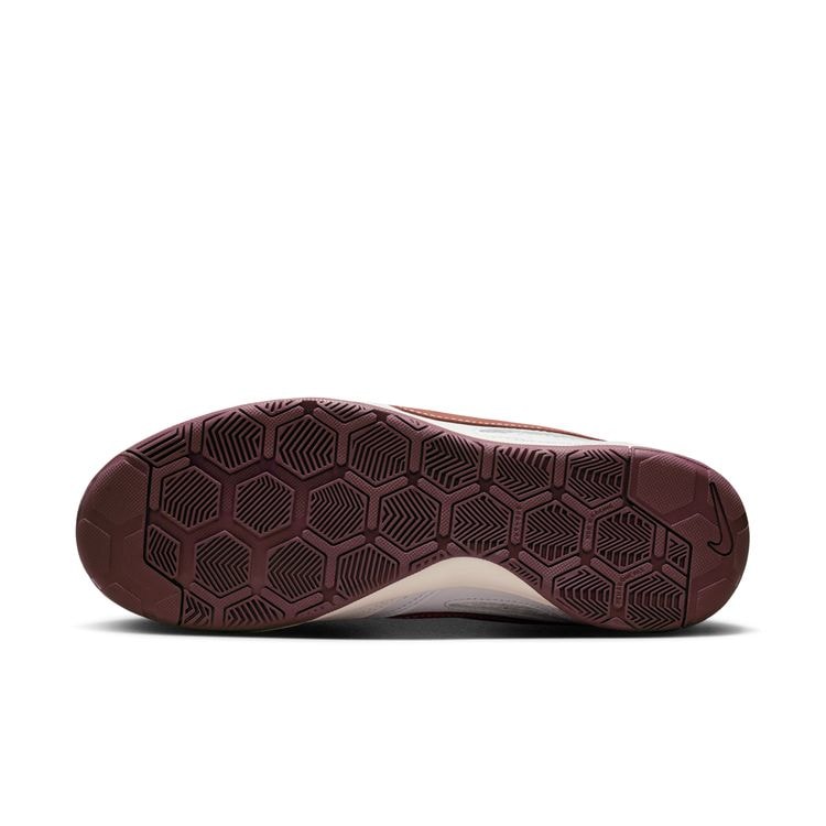 NIKE HO25 NIKE GATO ホワイト/ダークポニー-ソフトパール-ダークスモークグレー IM6669-120